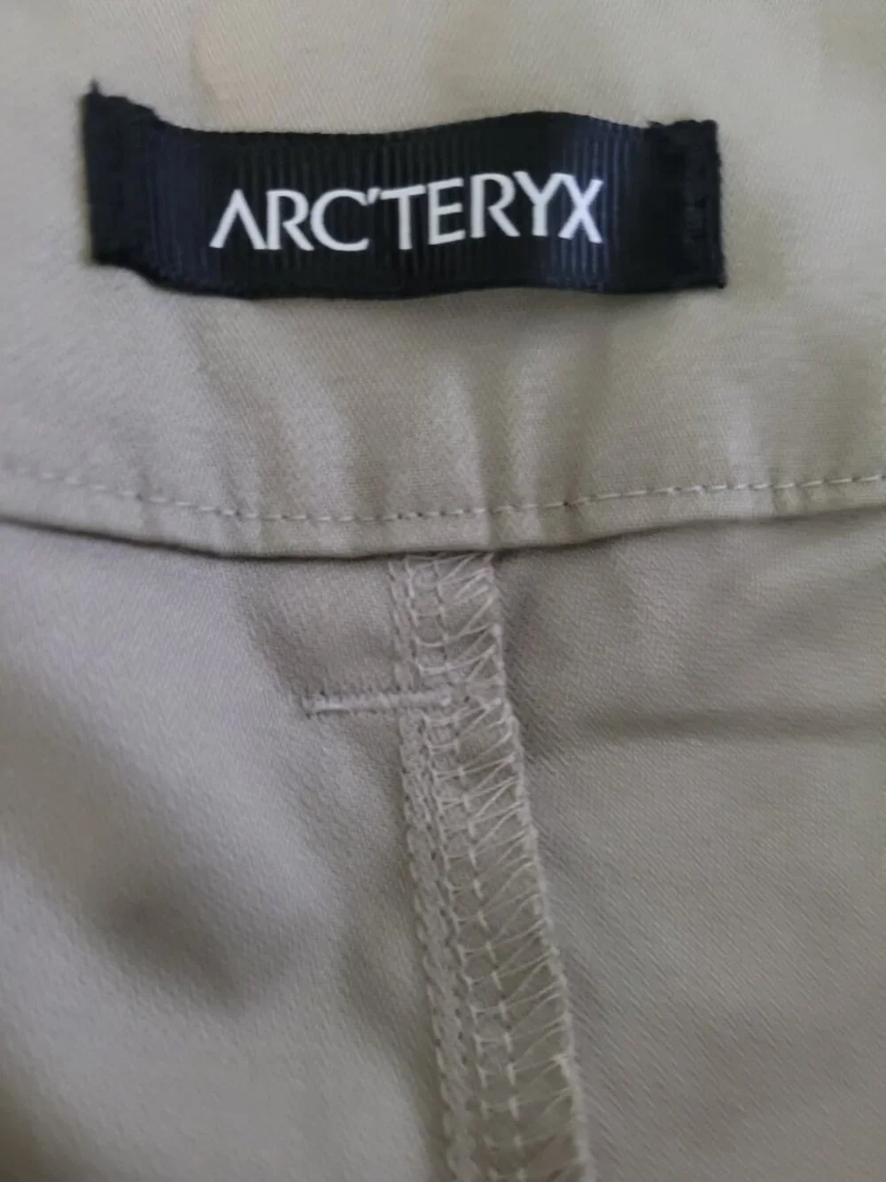 Arc’teryx Women’s Khaki Straight Leg Crop Pants Trim Fit Size 12 NWOT - Picture 7 of 9